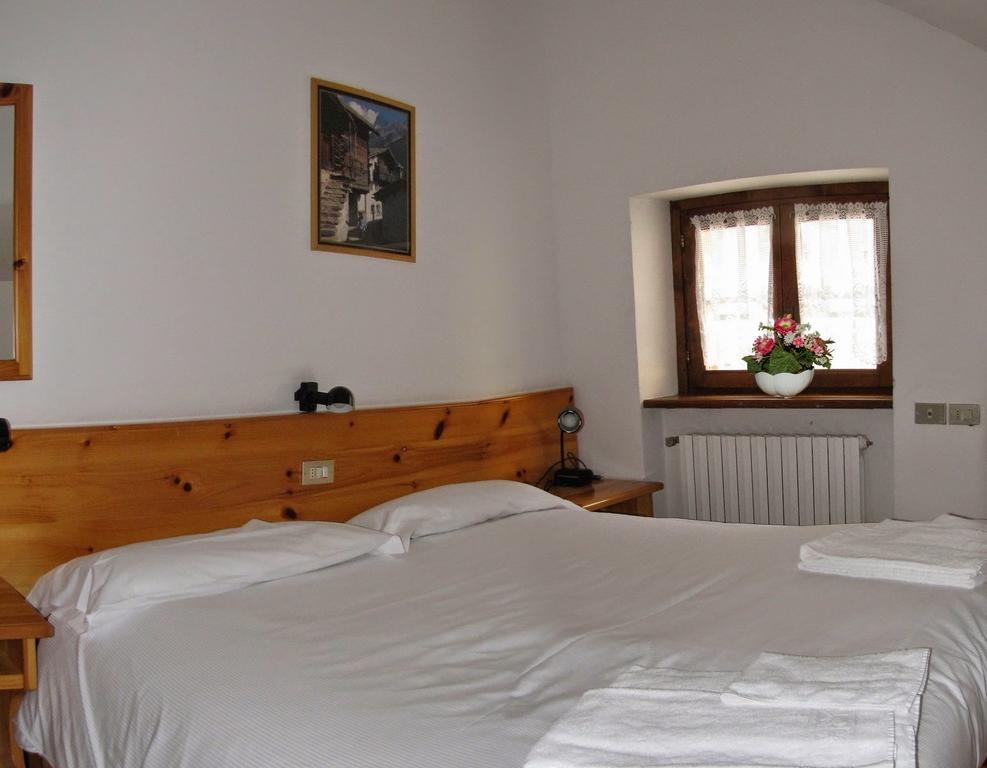 Casa Vacanze Ca' De Val Campodolcino Quarto foto